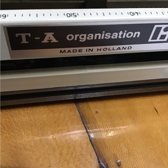 Adler Tippa manual typewriter - Picture 3 of 7